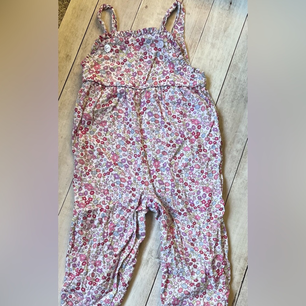 Little English 2T  Floral overall / romper